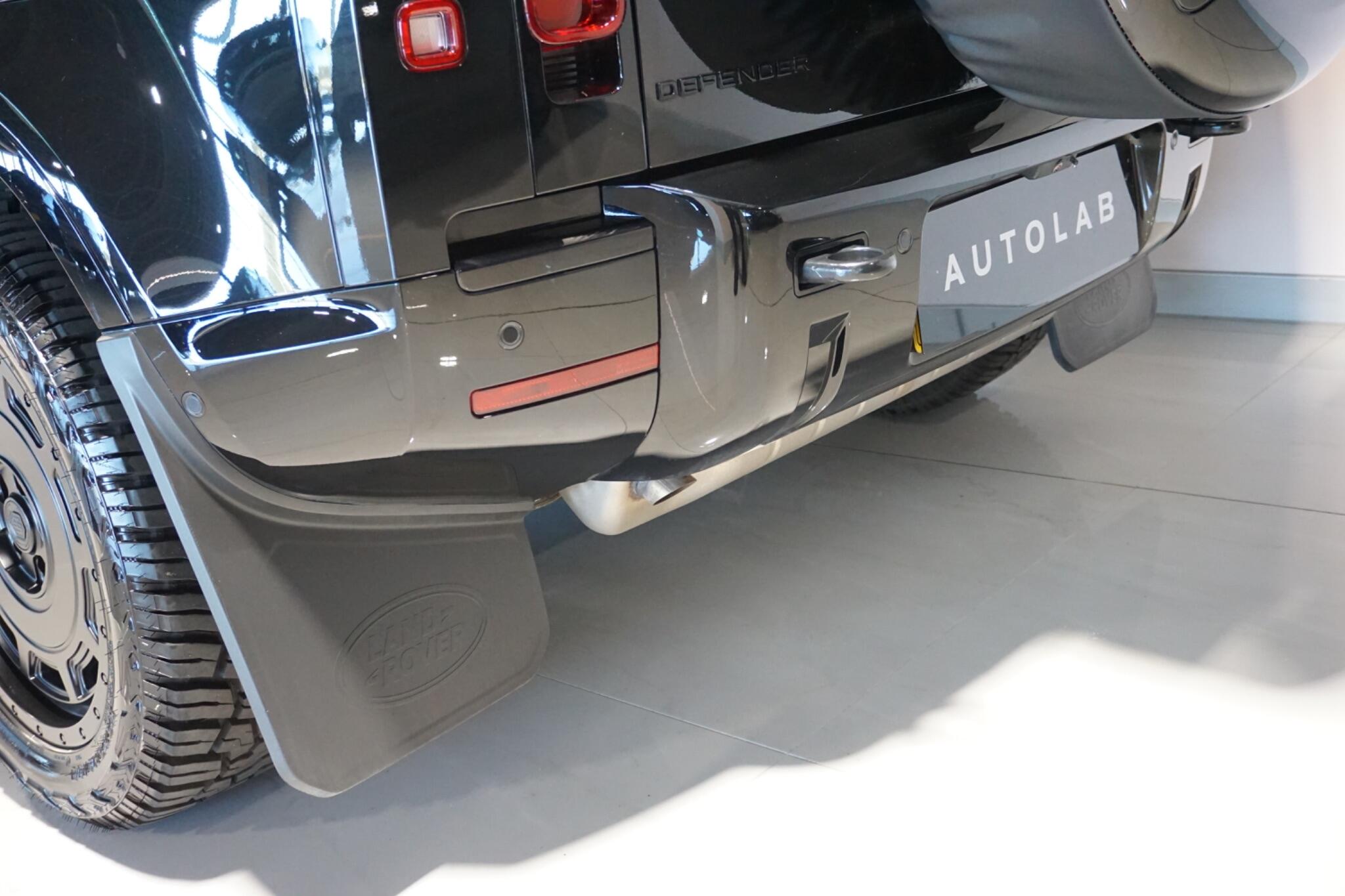 Land Rover Defender 110 2.0 P400e 15.4kWh X-Dynamic S SUV 5dr Petrol Plug-in Hybrid Auto 4WD Euro 6 (s/s) (404 ps)